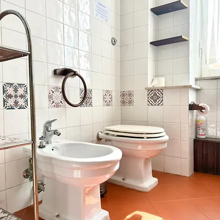 3 Min Da Stazione San Pietro